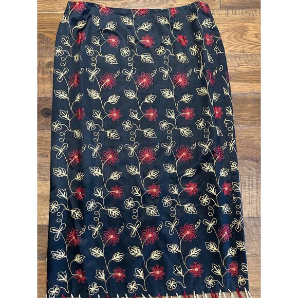 Silkland Silk Skirt with Floral Designs and Tassles - Picture 5 of 8